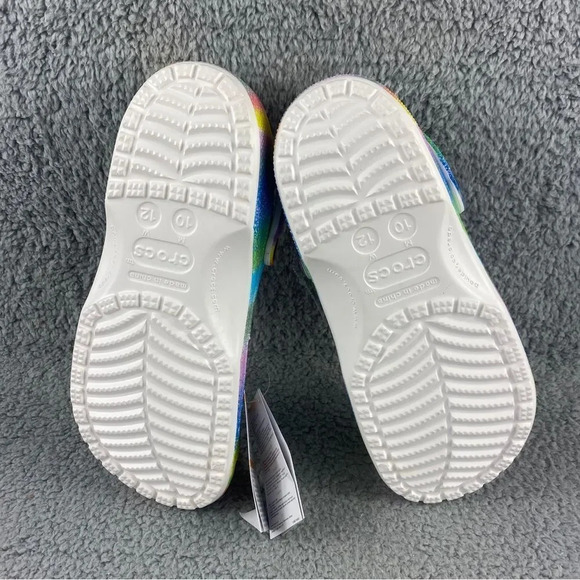 New crocs classic spray DYE MENS 10 CLOGS Tie-Dye Collection‎ Womens 12 Shoes - Picture 10 of 16
